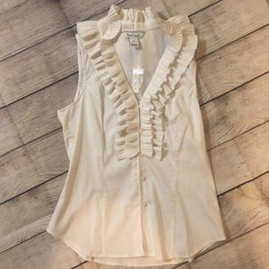 White House Black Market button-up sleeveless top